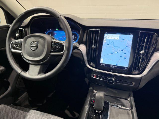 VOLVO V60 Cross Country B4 d. AWD auto. Core PREZZO REALE