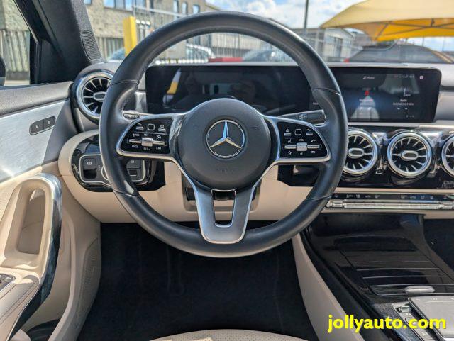 MERCEDES-BENZ A 250 e Automatic EQ-Power Sport