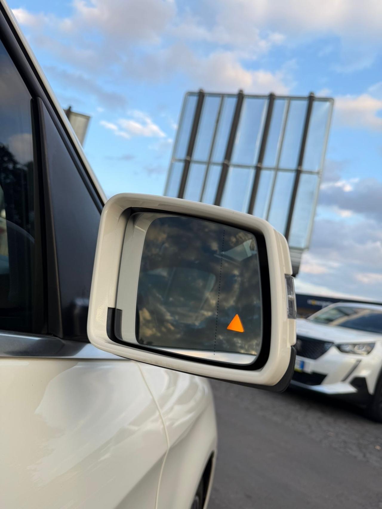 Mercedes Classe B 200D 136CV PREMIUM AMG