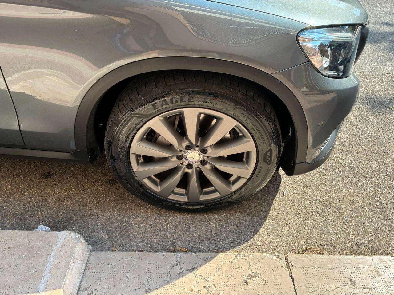 Mercedes GLC 220 4Matic Premium-2015