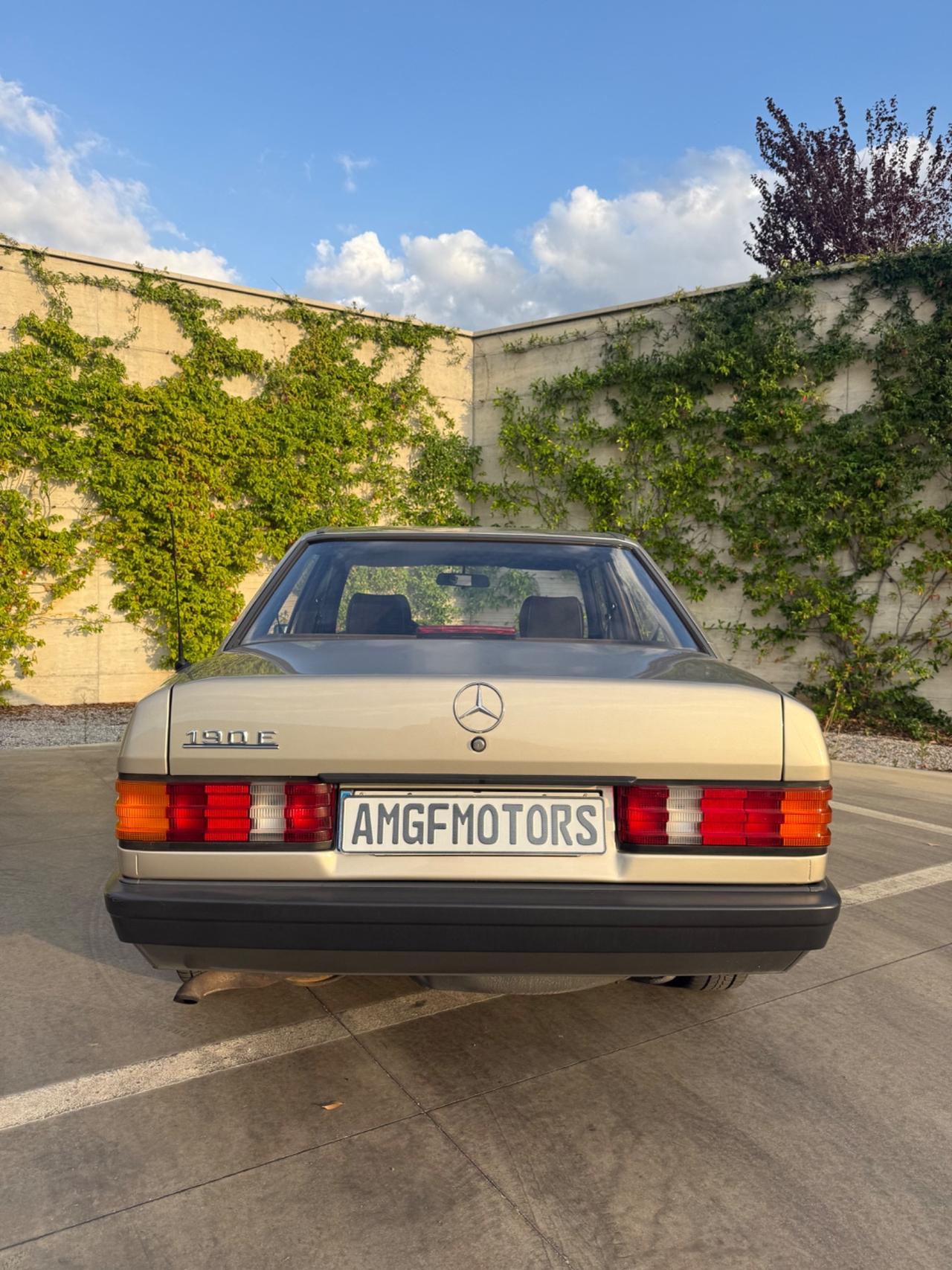 Mercedes-benz 190 2.0 E