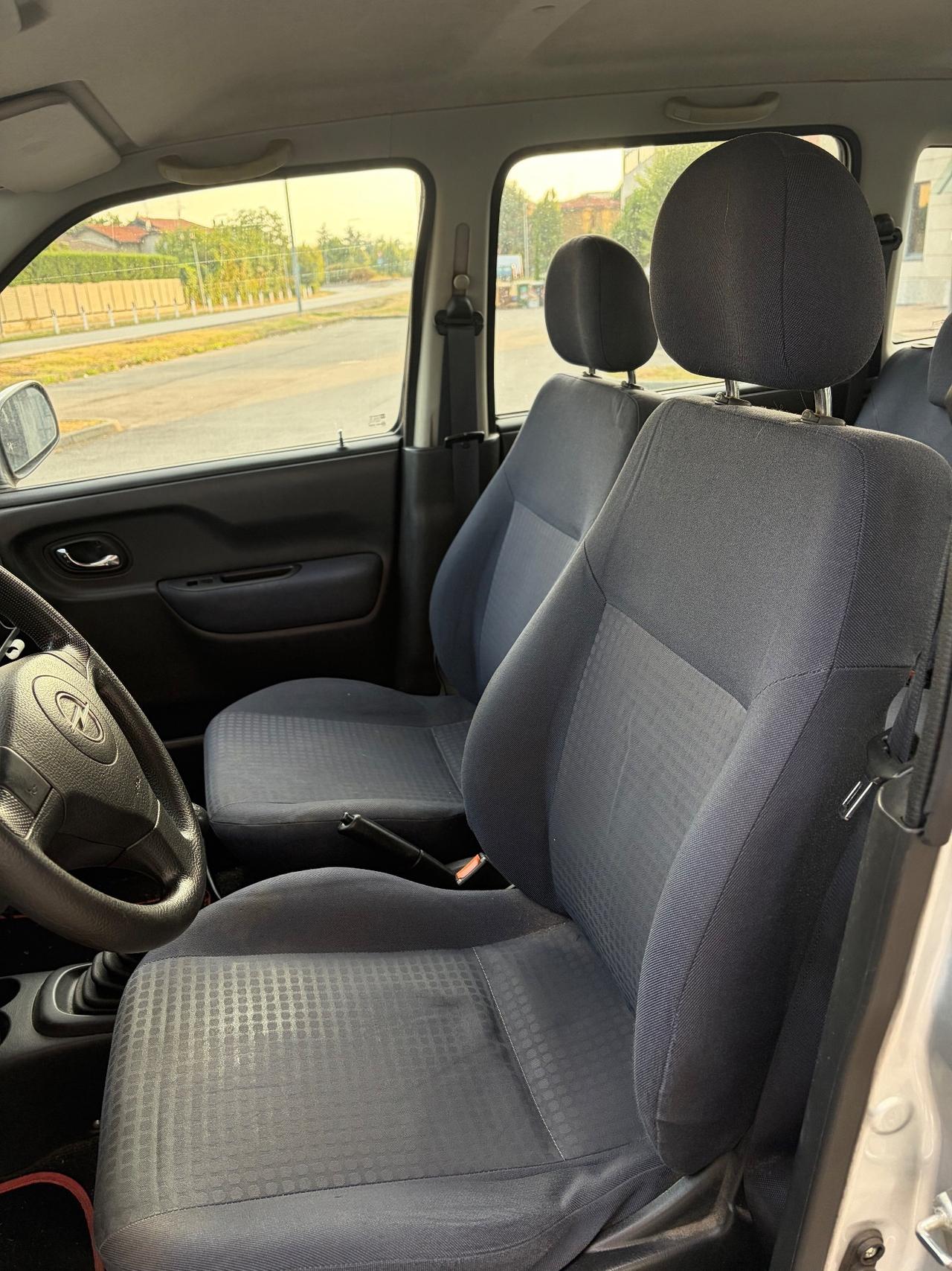 Opel Agila