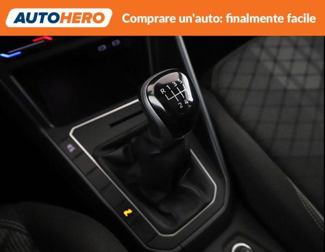 VOLKSWAGEN Taigo 1.0 TSI 110 CV R-Line