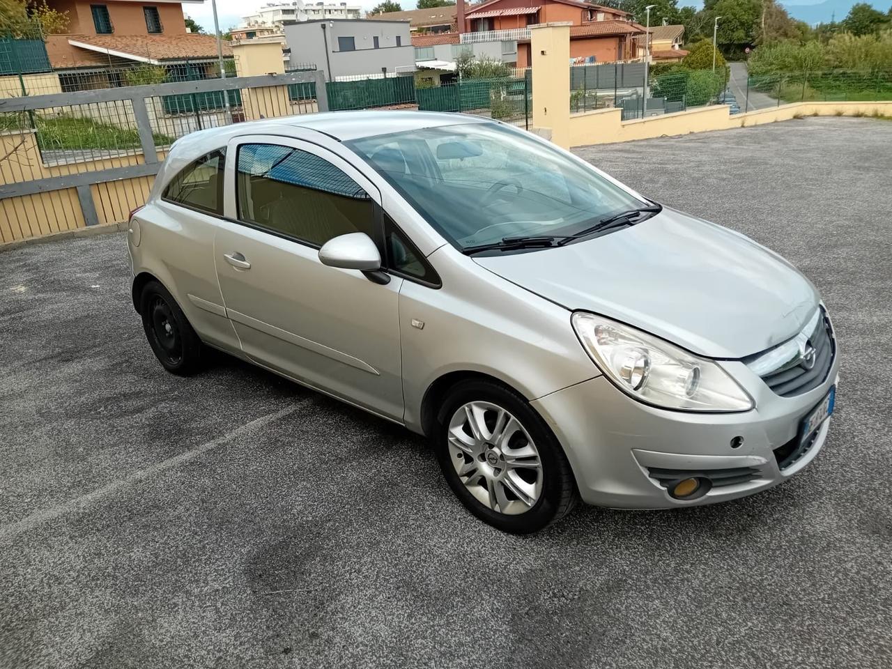 Opel Corsa 1.2 3 porte Easytronic Enjoy