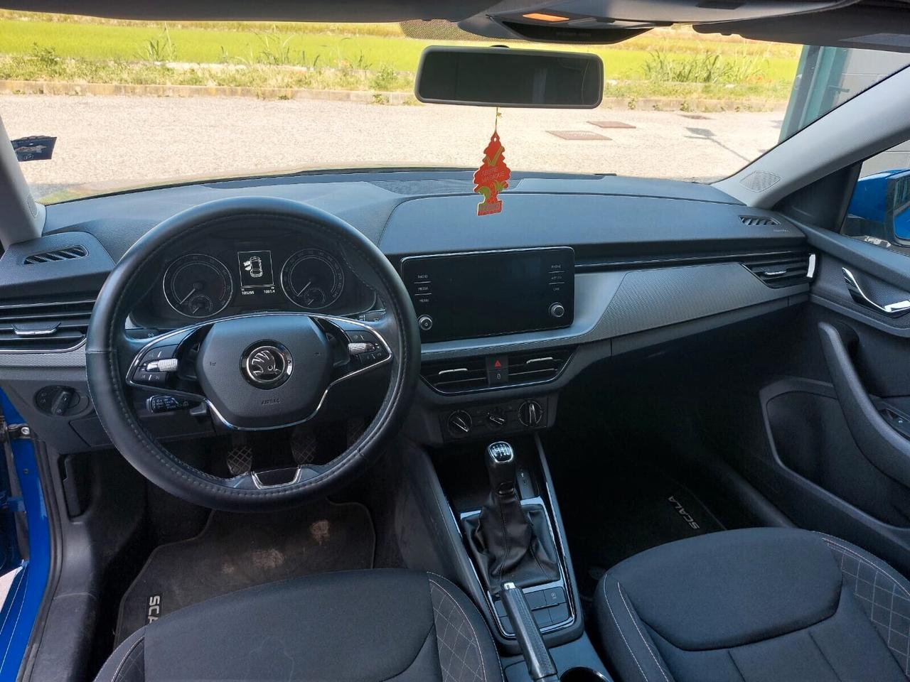 Skoda Scala 1.0 g-tec Sport 90CV !!!!