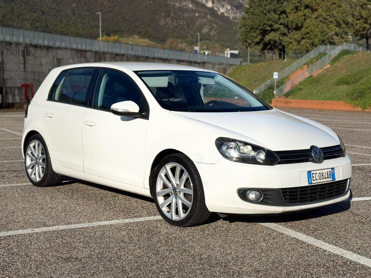 Volkswagen Golf 2.0 TDI 140CV OK NEOPATENTATI