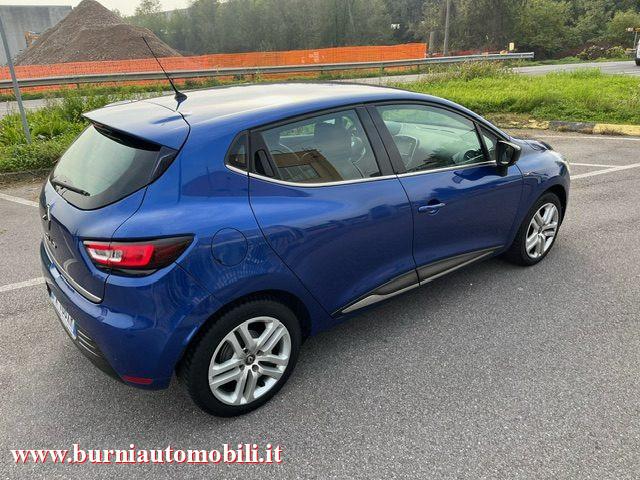 RENAULT Clio TCe 12V 75 CV 5 porte Moschino Intens