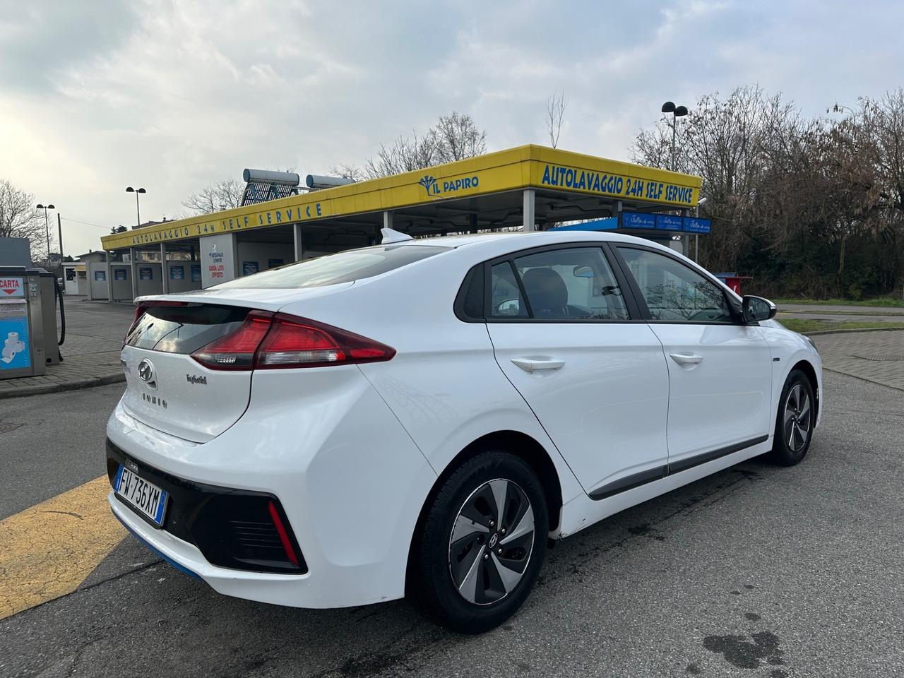 Hyundai Ioniq 1.6 Hybrid DCT Comfort