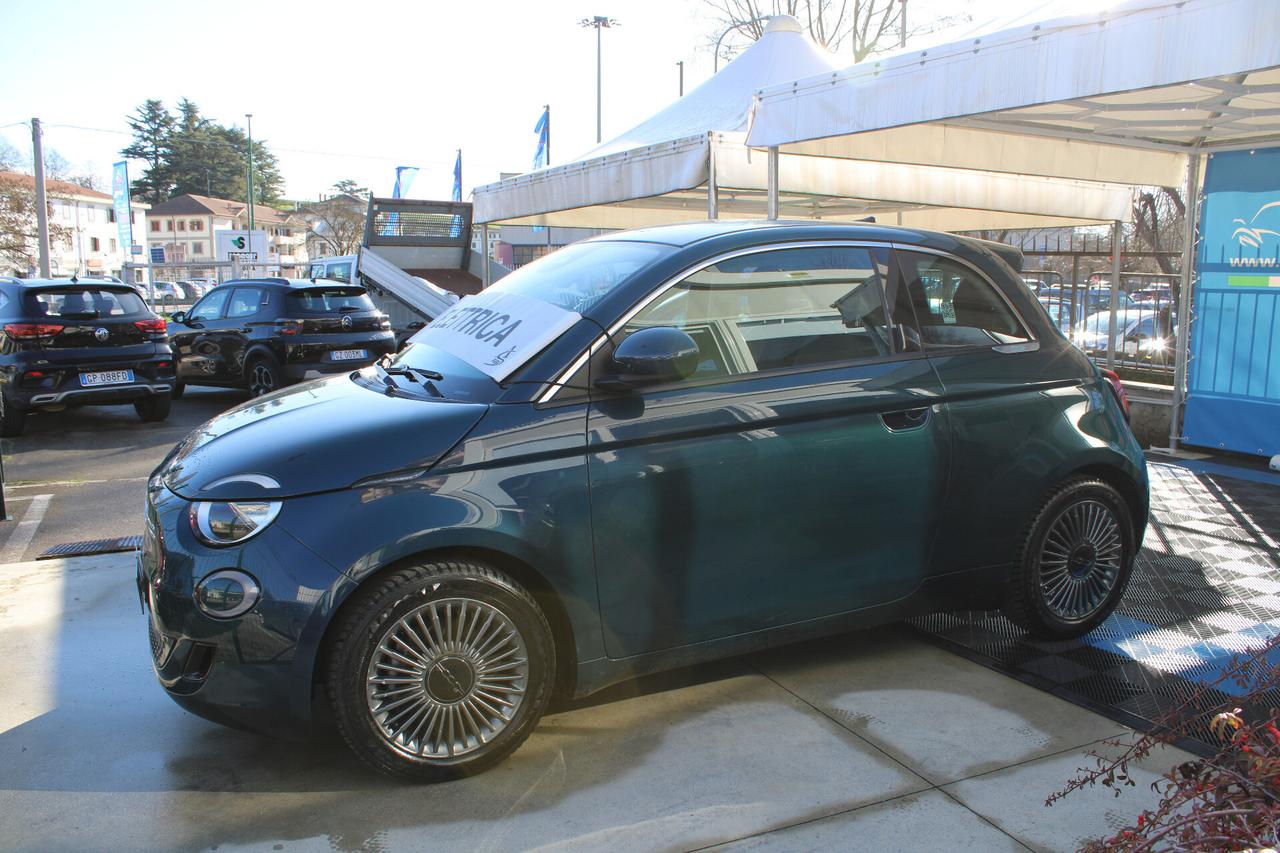 Fiat 500 500e Berlina 42 kWh Icon