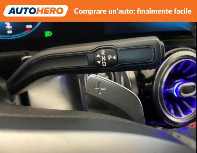 MERCEDES-BENZ GLB 200 d Automatic Premium