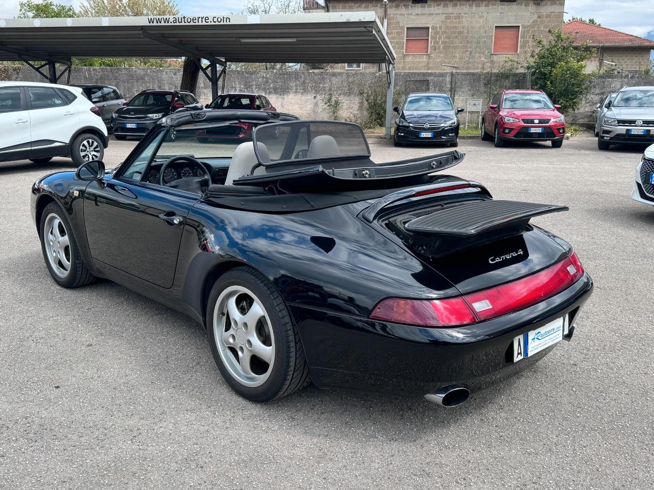 PORSCHE 911 CARRERA 4 993 CABRIOLET