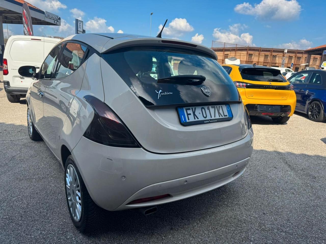 Lancia Ypsilon 1.3 MJT 16V 95 CV 5 porte S&S Silver