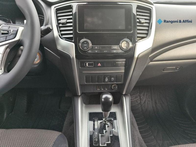 Mitsubishi L200 2.3 D Double Cab 4x4 Super Select Intense automatico