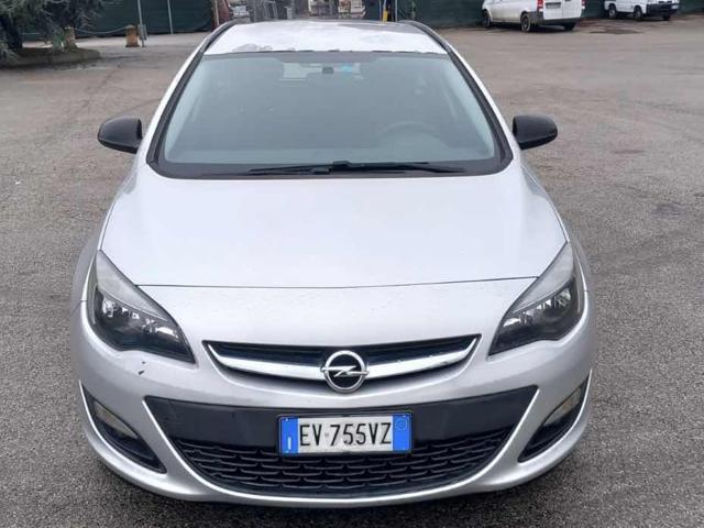 OPEL Astra 1.7 CDTI 110CV Sports Tourer Cosmo come nuova