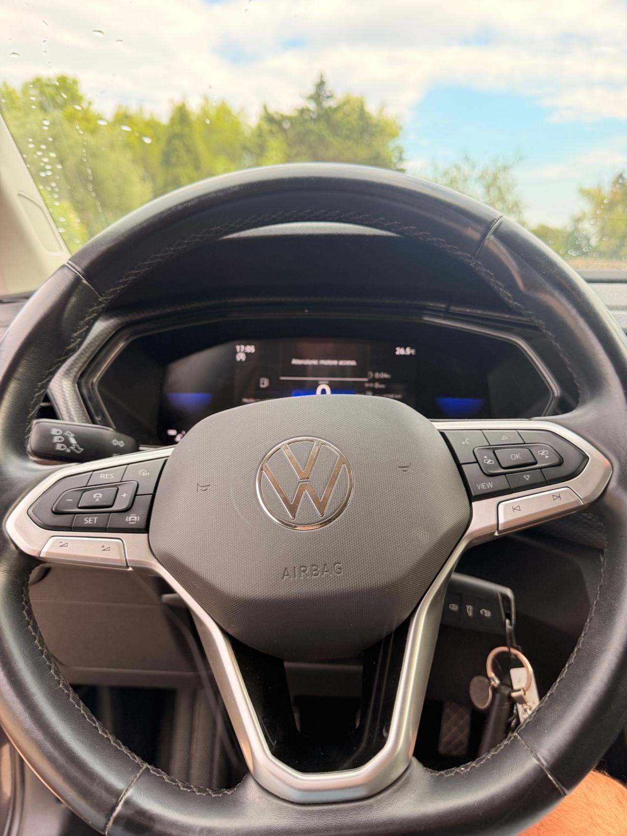 Volkswagen T-Cross 1.0 TSI R-LINE -2023