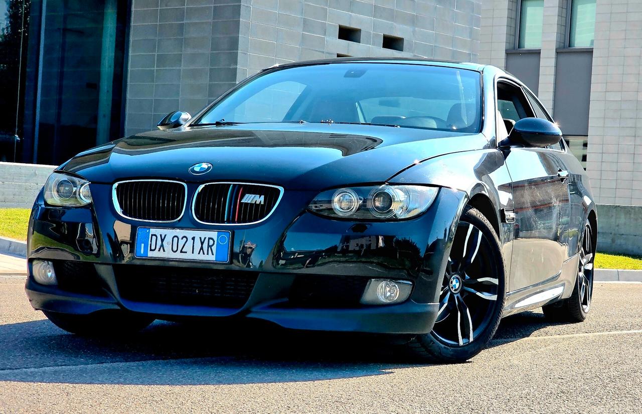 Bmw 320d E92 coupè Interni pelle rosso