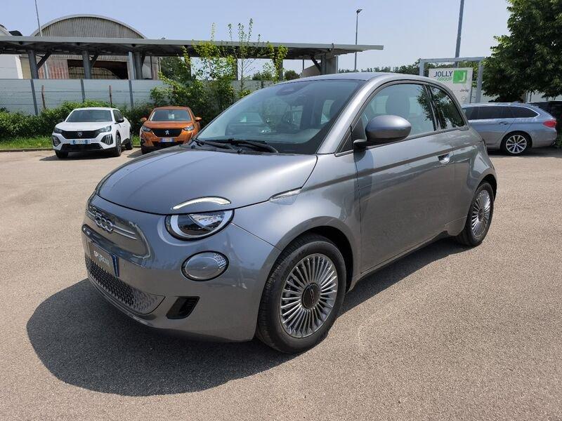 FIAT 500 LA NUOVA Nuova Hatchback My23 La Nuova - 190 Berlina