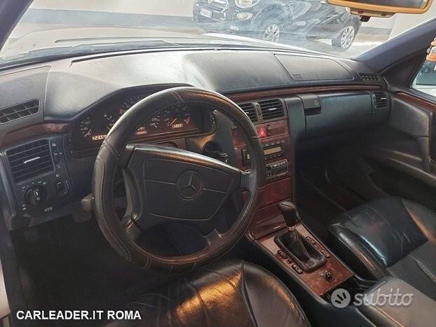 Mercedes e 200 elegance