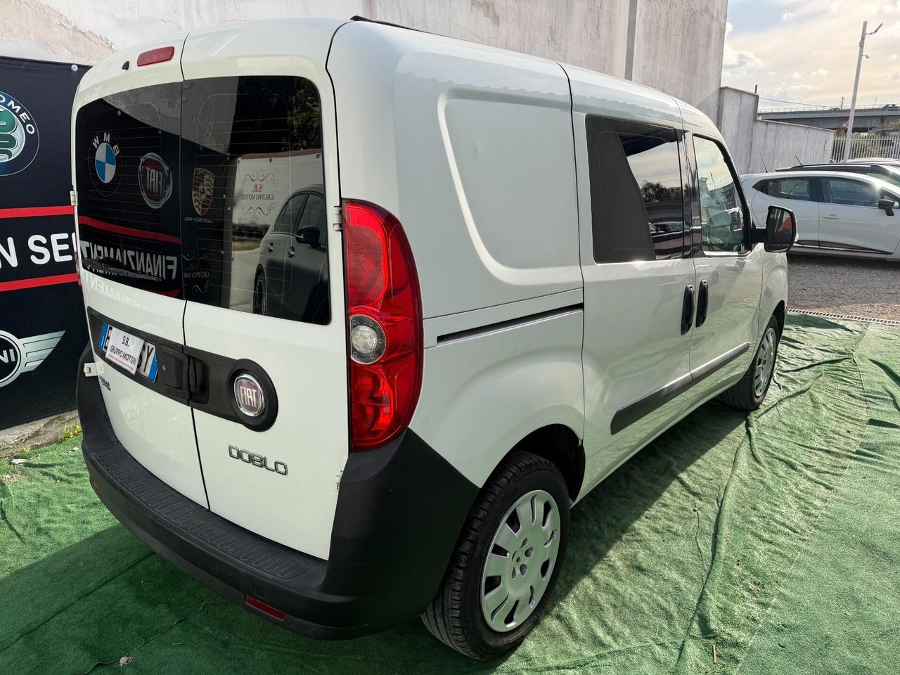 Fiat Doblo 2012 1.4 T-Jet Natural Power