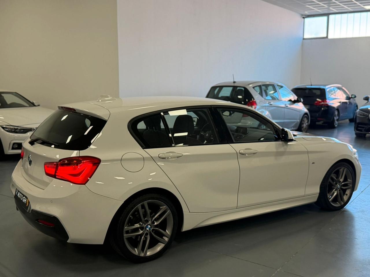 Bmw 116 116d 5p. Msport