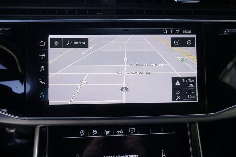 Audi Q8 Audi Q8 50 TDI 286 CV quattro tiptronic S LINE Unicoproprietario