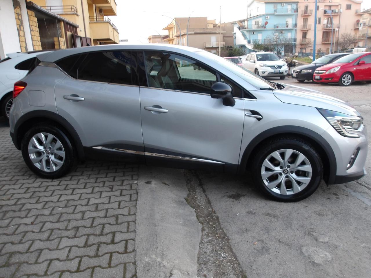 Renault Captur 1.0 tce Intens 90 cv