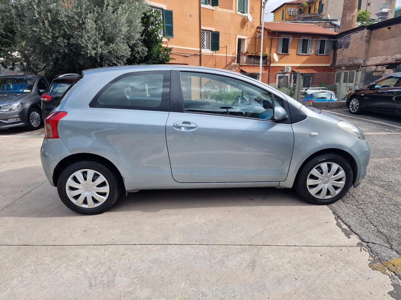 Toyota Yaris 1.3 3 porte Sol