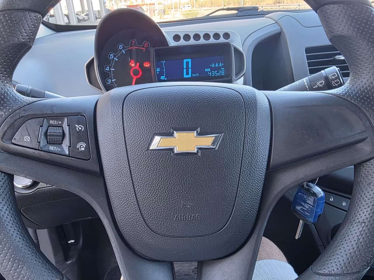 Chevrolet Aveo 1.2 5P. 70CV LS 2011 43.000km