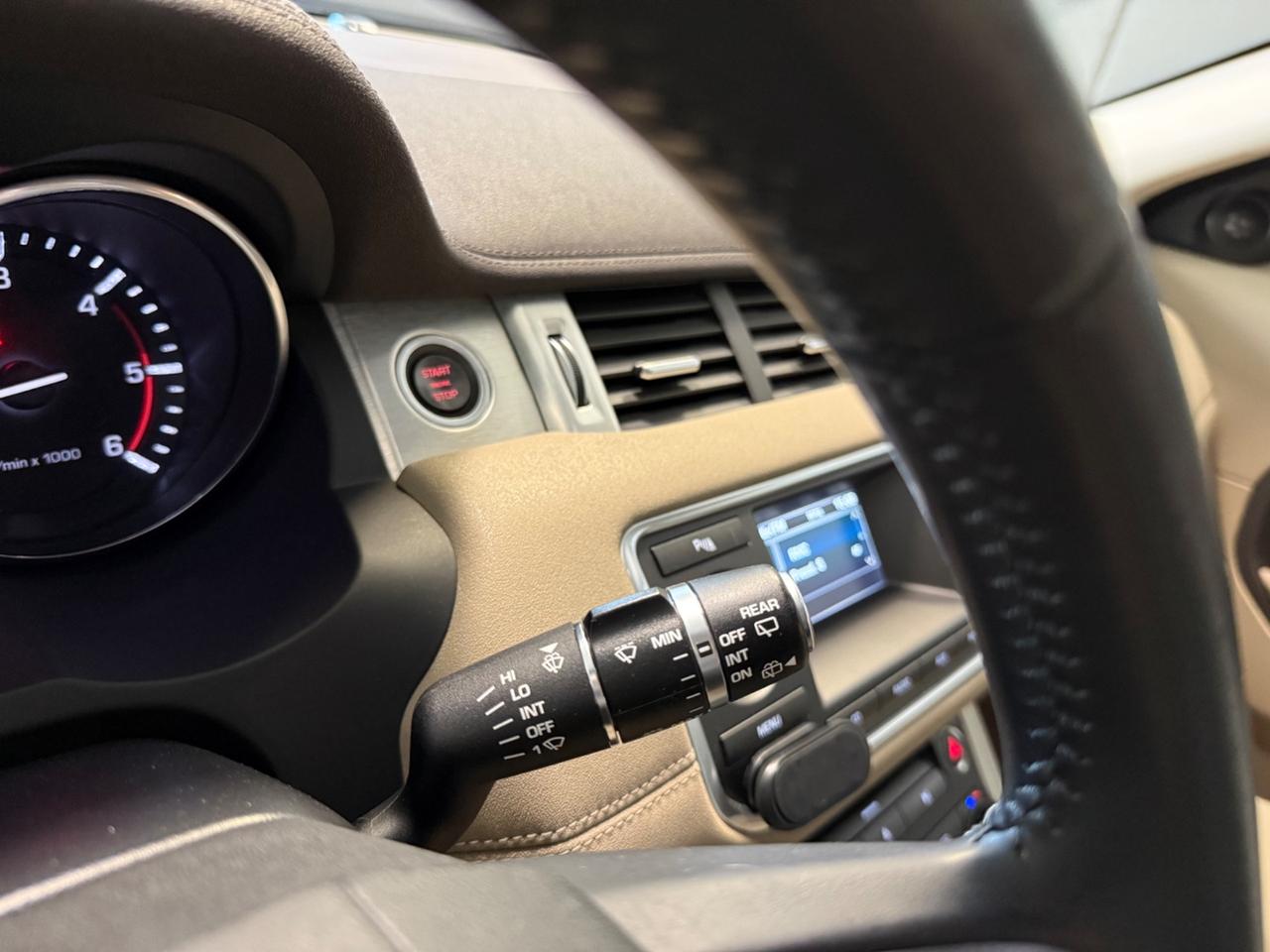 Land Rover Range Evoque 2.2 TD4 5p. Prestige