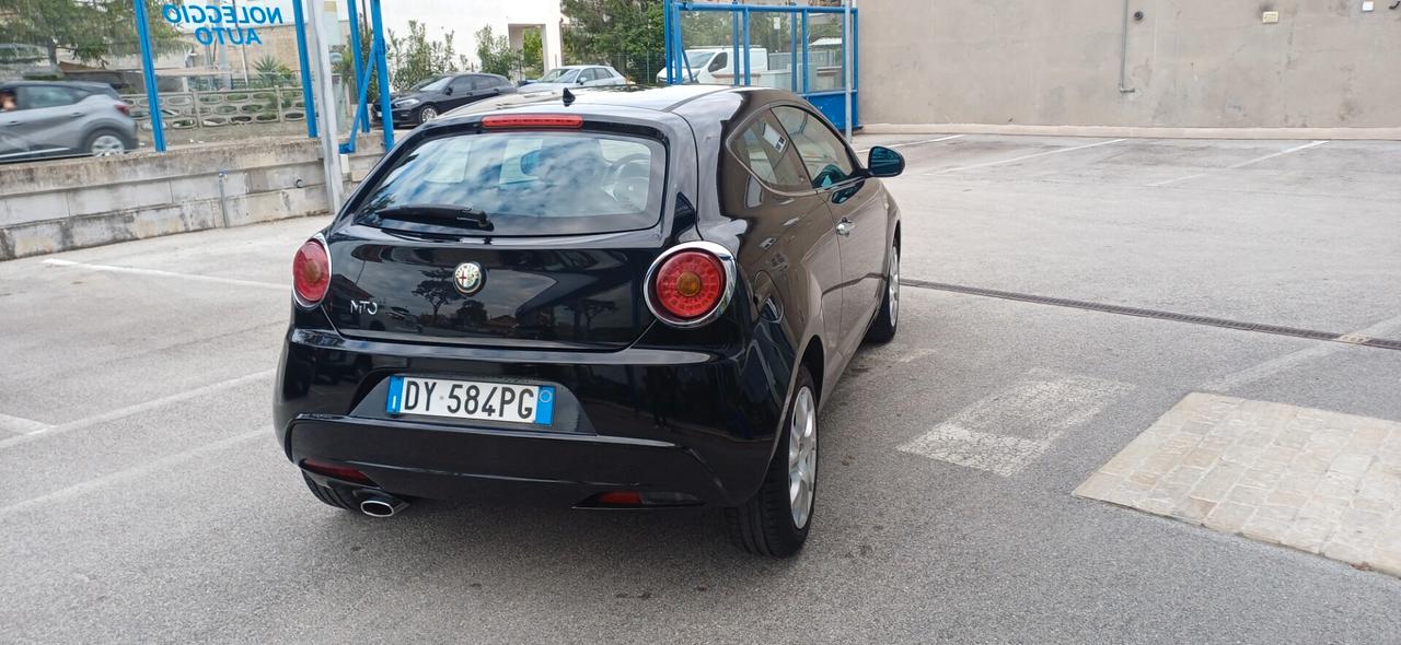 Alfa Romeo MiTo 1.4 105 CV M.air S&S Distinctive Sport Pack