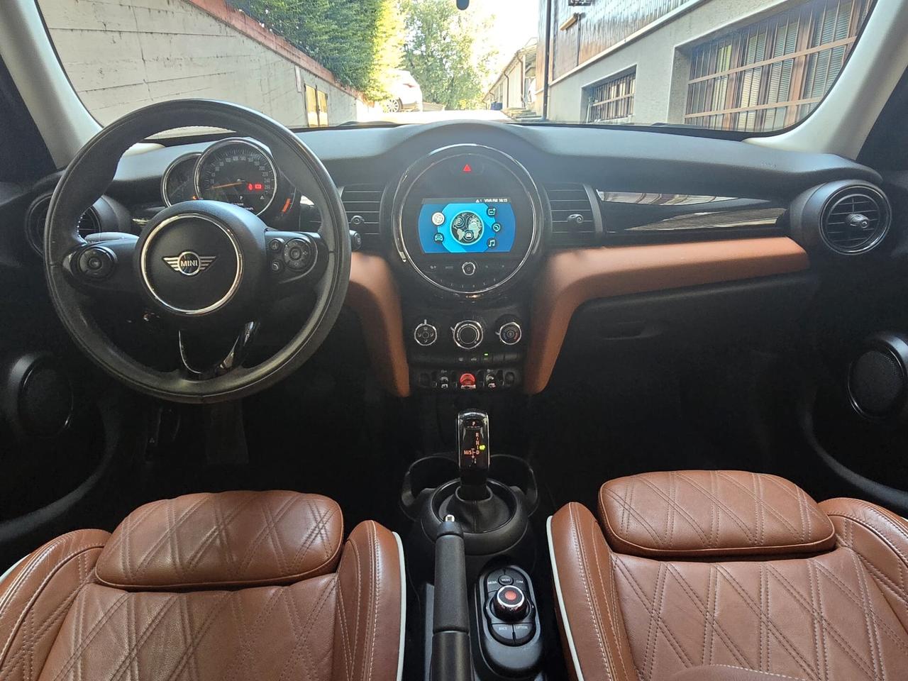 Mini 5p 1.5 One 102cv automatica / pelle totale -OK NEOPATENTATI