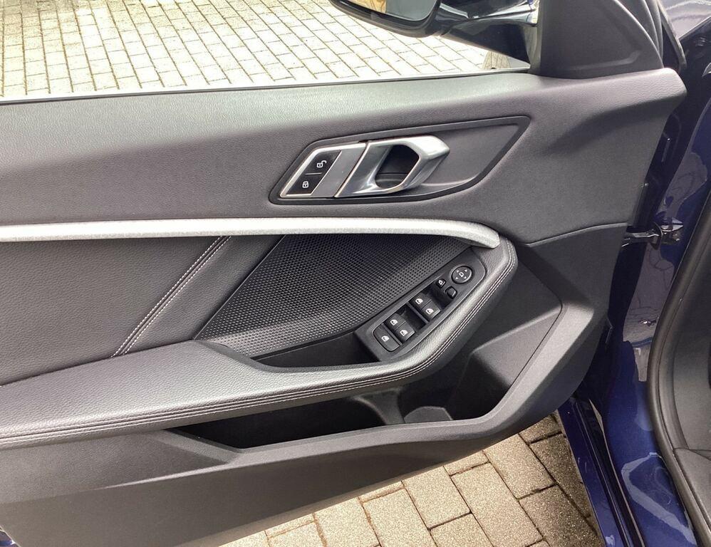 BMW Serie 1 5 Porte 120 d SCR Luxury xDrive Steptronic
