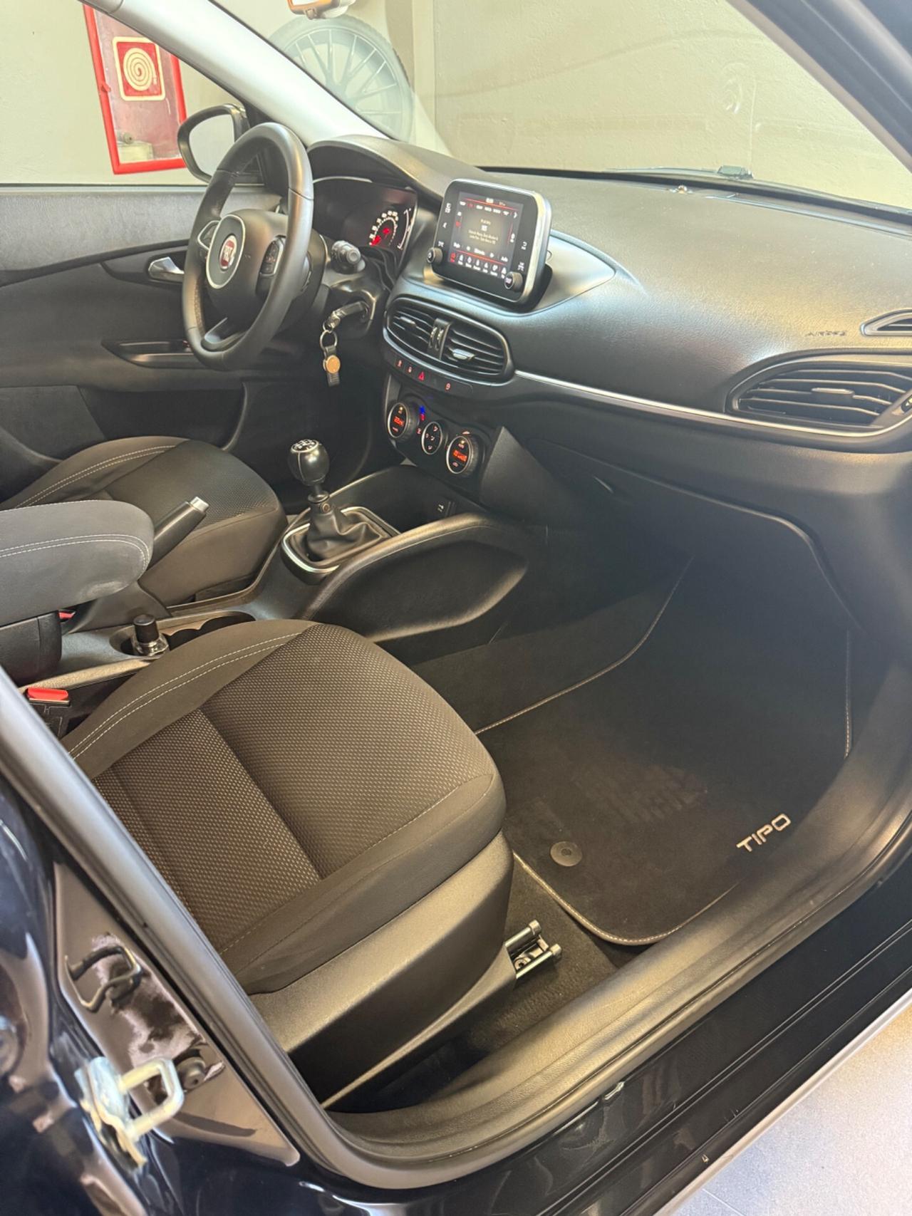 Fiat Tipo 1.6 Mjt S&S 5 porte Lounge