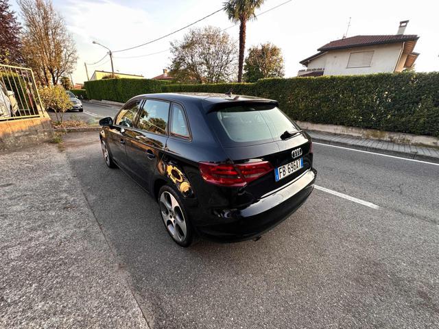 AUDI A3 1.6 TDI clean diesel Young