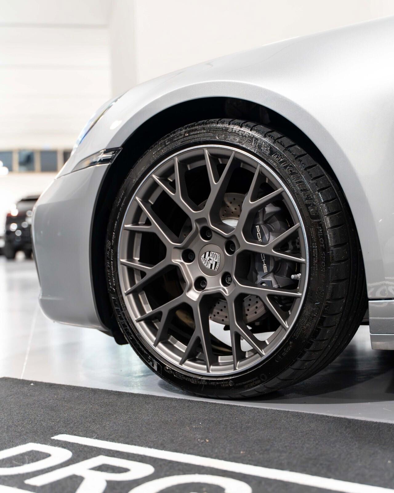 Porsche 911 992 Targa 4 SPORTDESIGN/CHRONO/SCARICHI