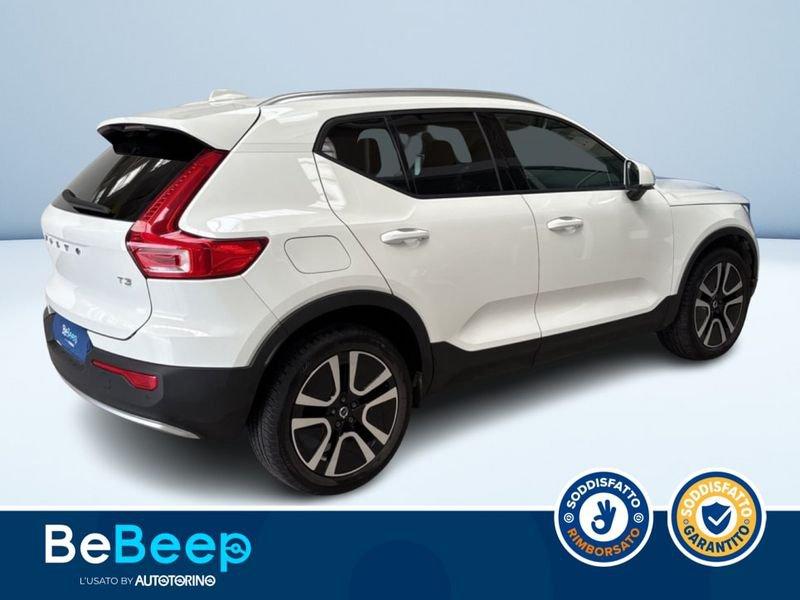 Volvo XC40 1.5 T3 MOMENTUM 163CV AUTO MY21