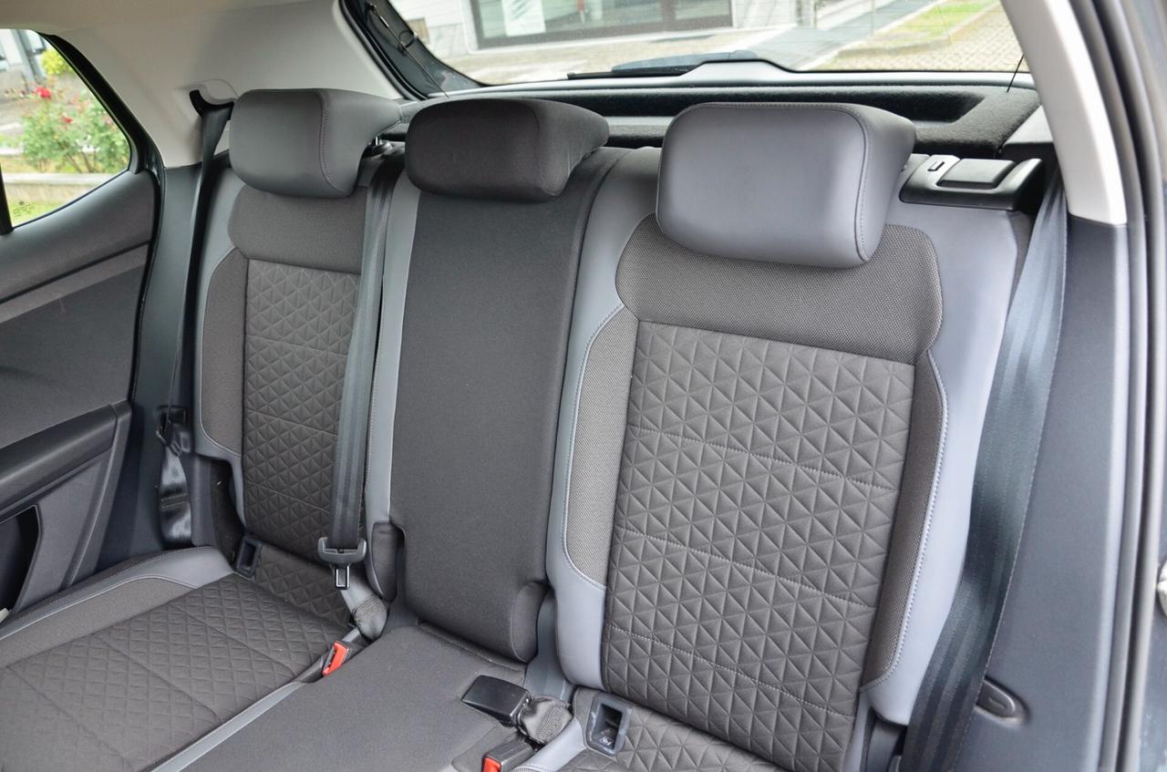 VOLKSWAGEN T-CROSS 1.0 TSI ADVANCED 115cv, UNICOPROPRIETARIO, TUTTI SERVICE VW, UFF ITALIANA, EURO 6D, APPLE ANDROID, RETROCAMERA, PERMUTE
