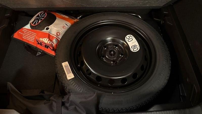 Renault Captur NUOVO esprit Alpine full hybrid E-Tech 145 cv