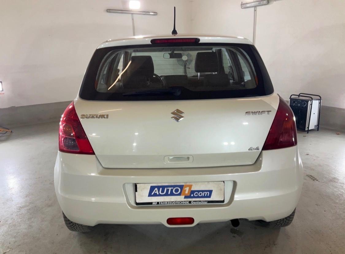 Suzuki Swift 1.3 4x4 5p.