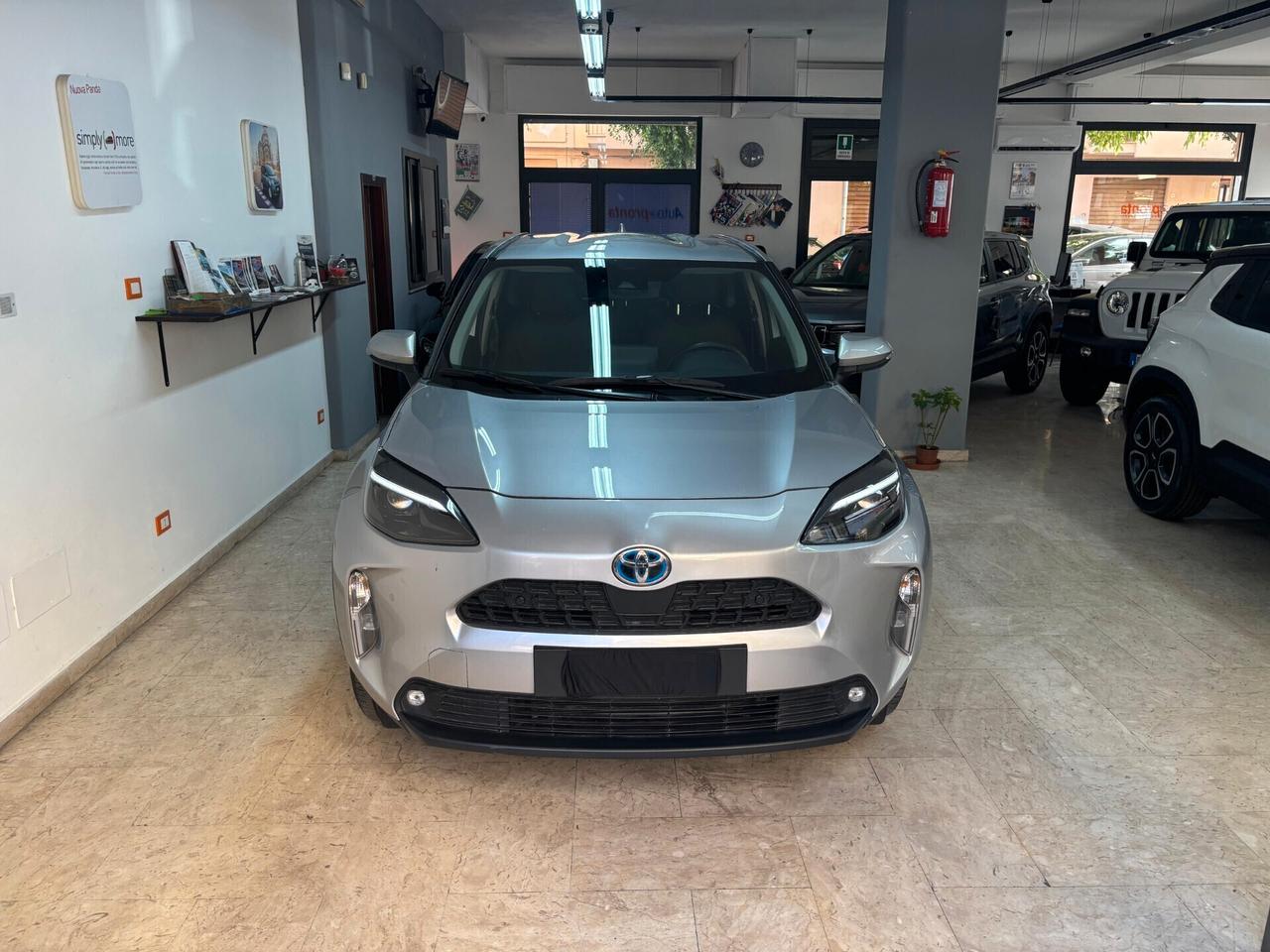 Toyota Yaris Cross Yaris Cross 1.5 Hybrid 5p. E-CVT AWD-i Business