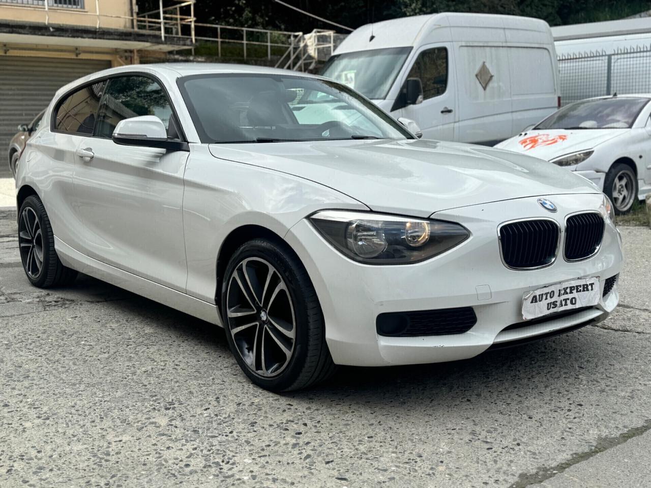 Bmw 116 116d 3p. Msport 2013