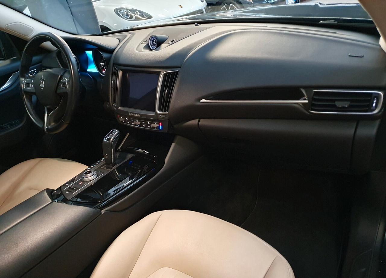 MASERATI Levante 3.0 V6 Diesel 250cv PARI AL NUOVO