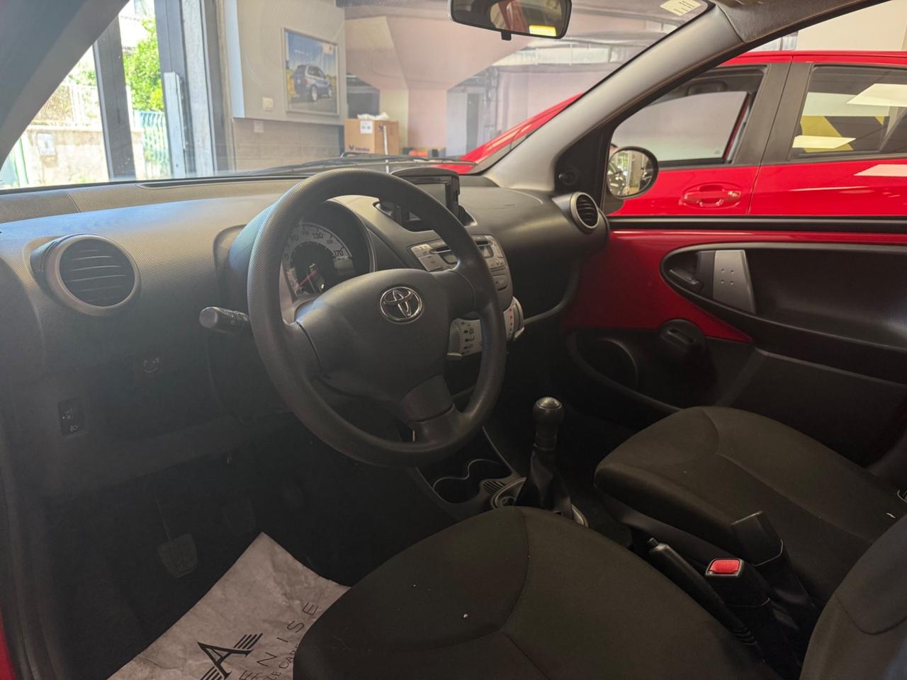 Toyota Aygo 1.0 12V VVT-i 5 porte Lounge Connect