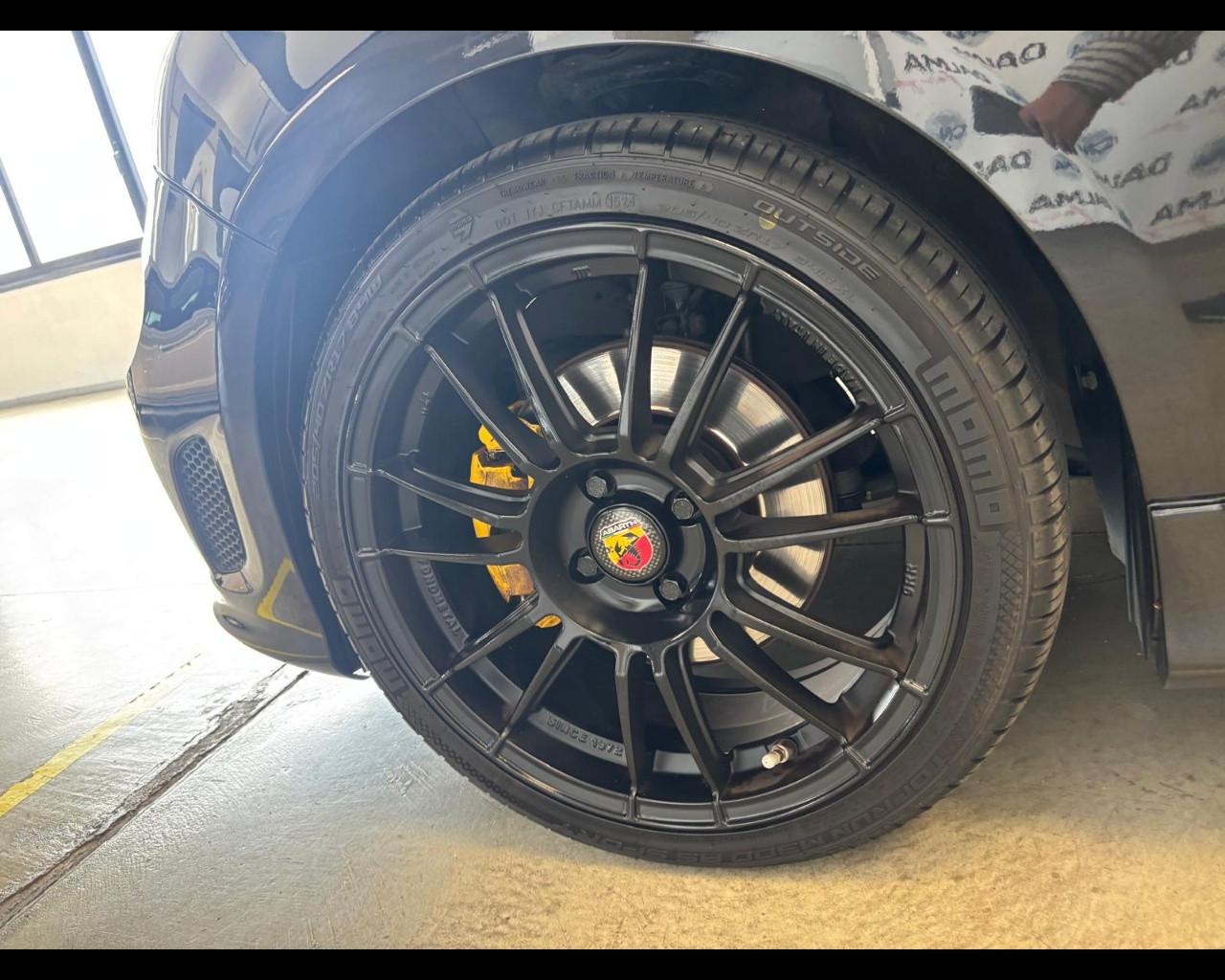 Abarth 500 - 500 1.4 16v t. t-jet Custom 135cv E6
