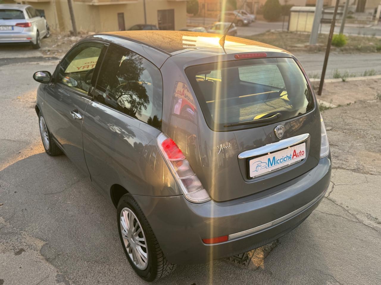 LANCIA YPSILON 1.2 60 CV PLATINO NEO PATENTATI