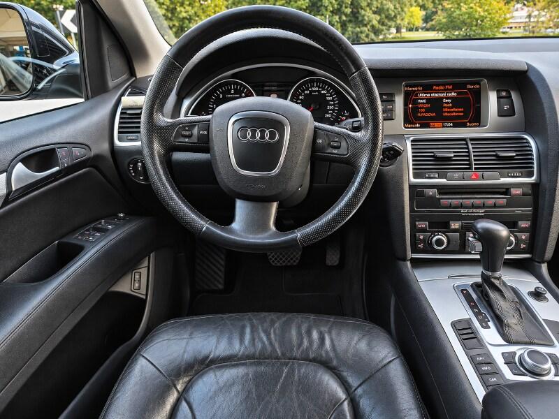 AUDI Q7 1ª serie Q7 3.0 V6 TDI 233CV quattro t...