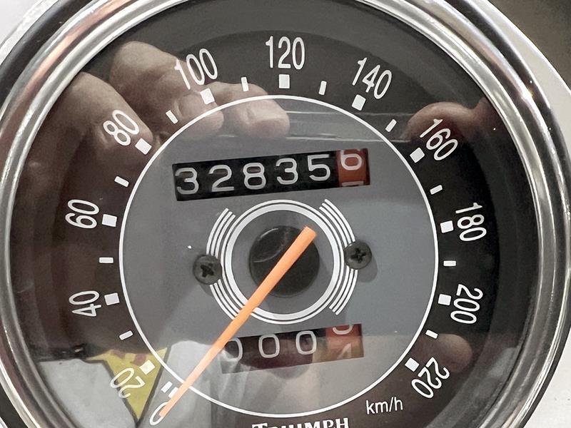 Triumph Bonneville T100