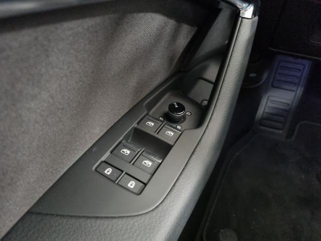 AUDI A6 Avant 40 2.0 TDI quattro ultra S tronic S line edi