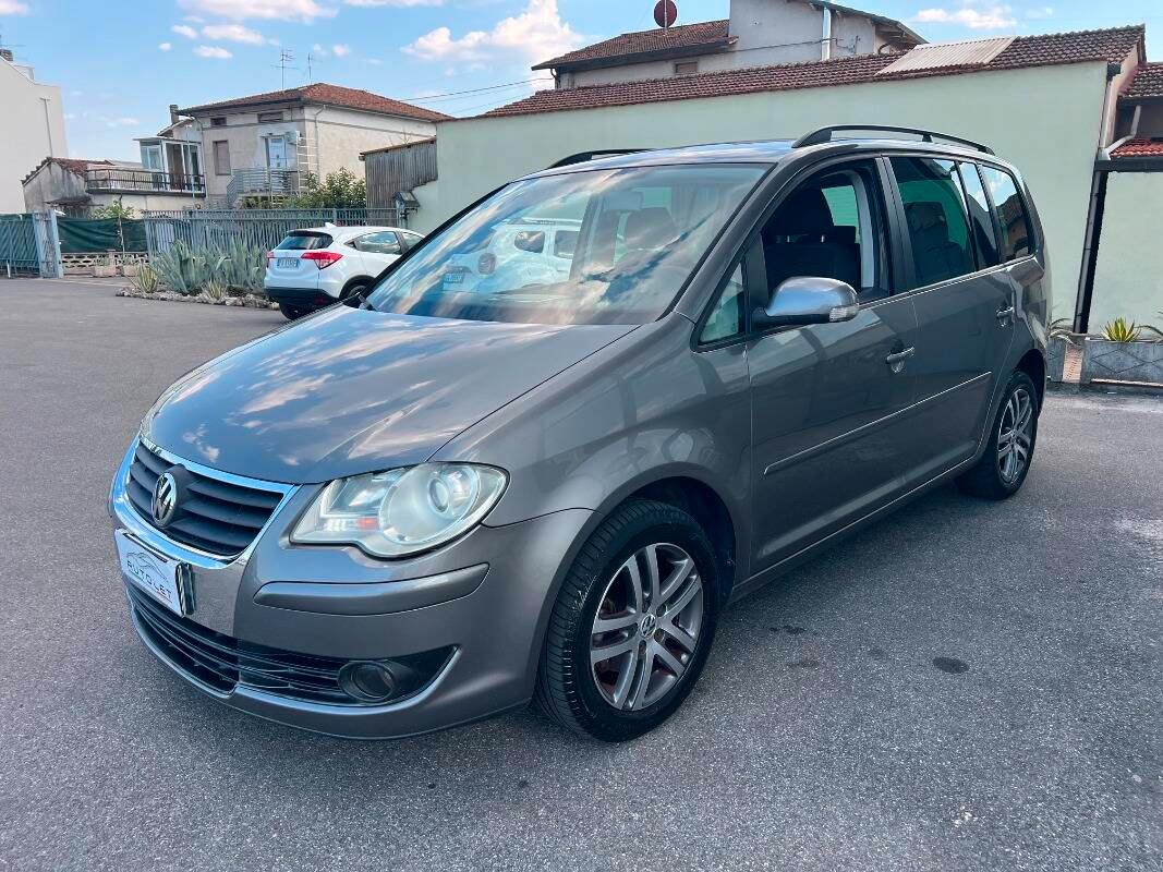 Volkswagen Touran 1.9 tdi Trendline - 7 POSTI -