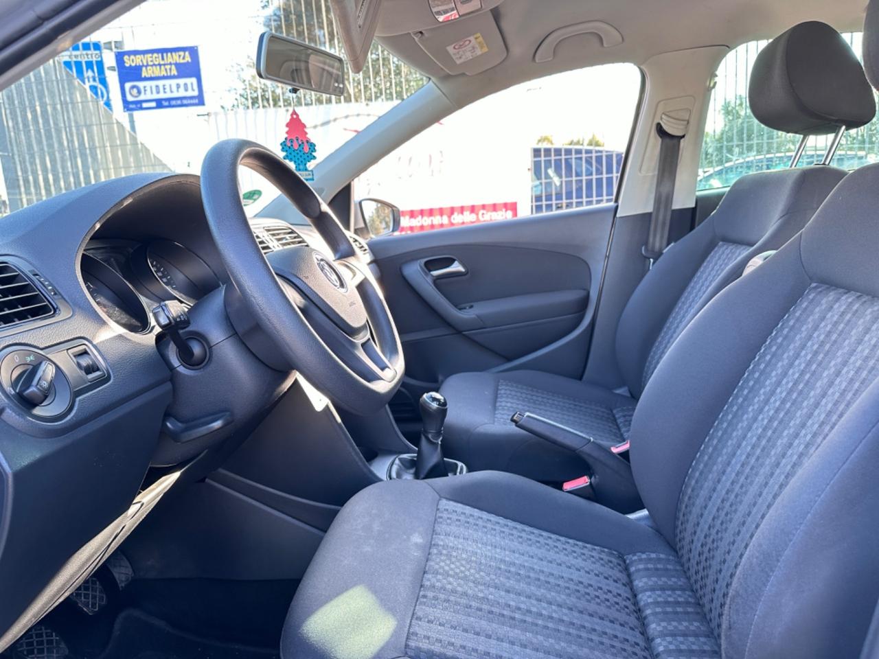 Volkswagen Polo 1.4 TDI Comfortline-2015